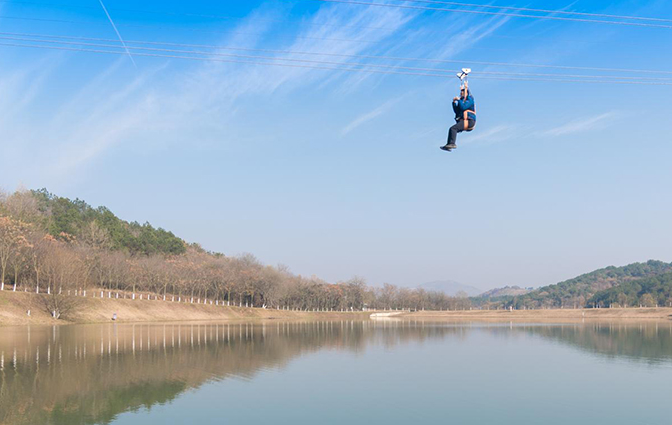 滑索有何优势？景区滑索厂家来分析